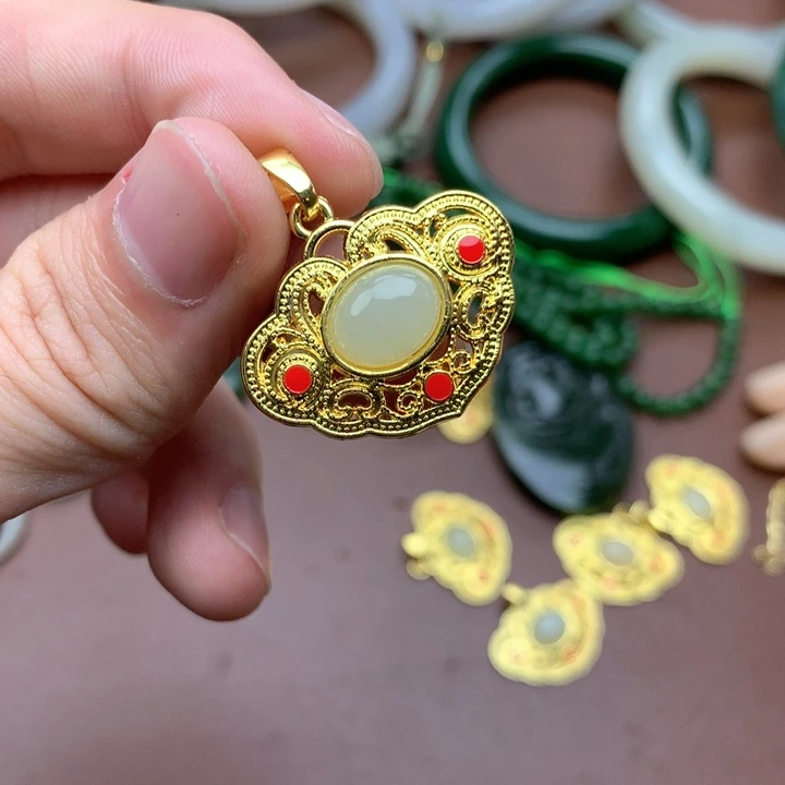 九***阿和田玉未镶嵌手链