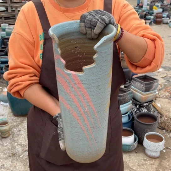 红陶口16高40瑕疵