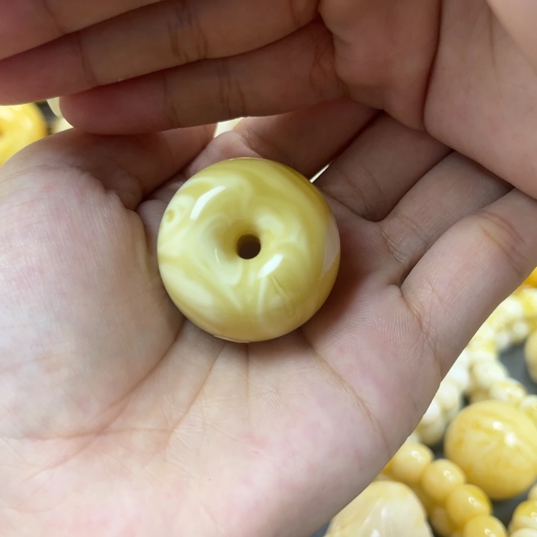 琥珀未镶嵌手串扣子