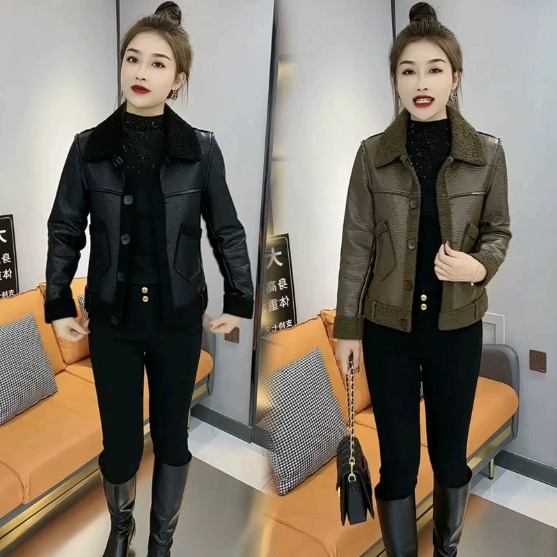 网红款皮毛一体外套女秋冬新款两面服上衣百搭时尚后背纽扣短外套