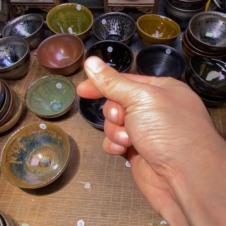 茶盏j****。你是我的眼里有