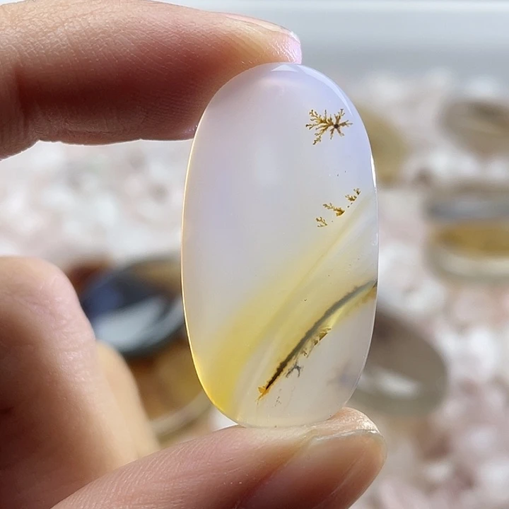 玛瑙/玉髓未镶嵌颈饰