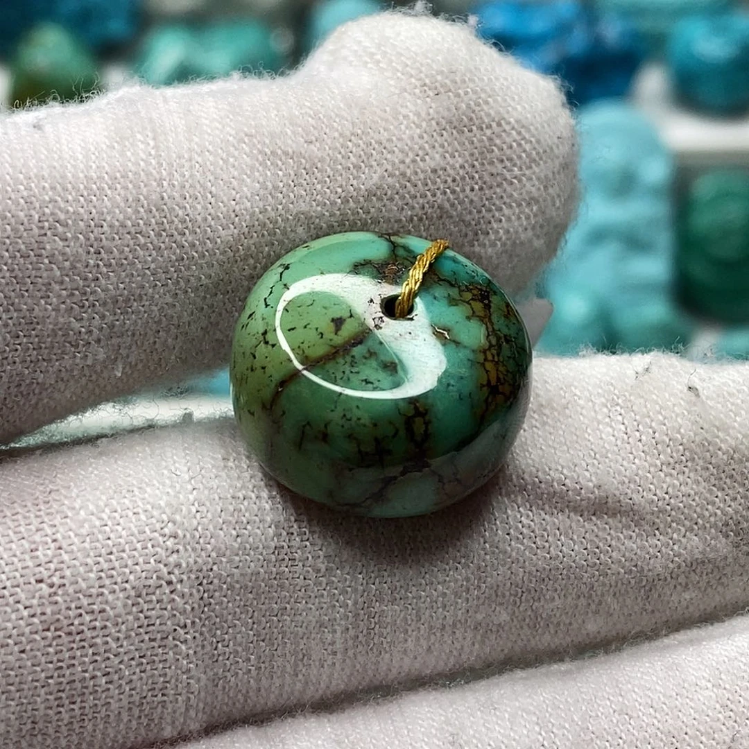 绿松石未镶嵌天然原矿 地大质检17.9mm