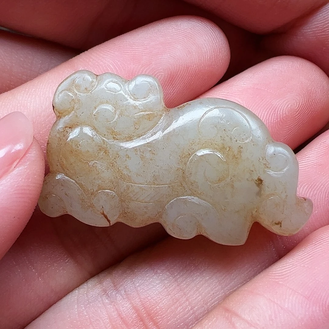 和田玉颈饰未镶嵌坚**念