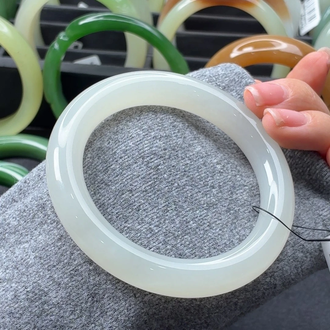 和田玉未镶嵌手镯晴水胖圆放漏80号