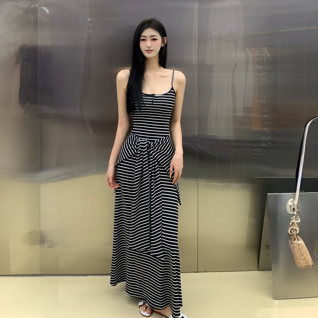 条纹背心披肩连衣裙女夏季新款性感收腰显瘦气质吊带长裙无袖裙子