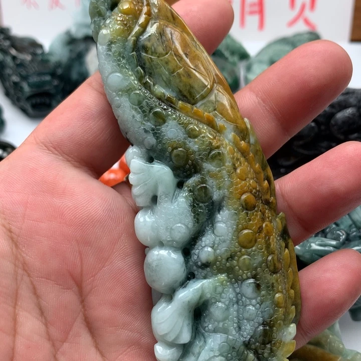 翡翠颈饰未镶嵌保真天然a货翡翠