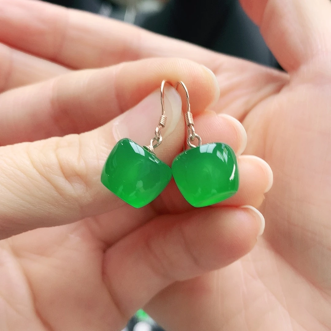 玛瑙/玉髓银S925镶嵌耳钉