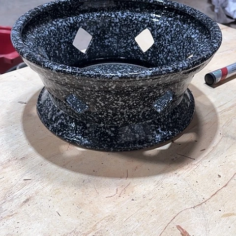 微瑕，不能明火，口径25厘米，高度10大号