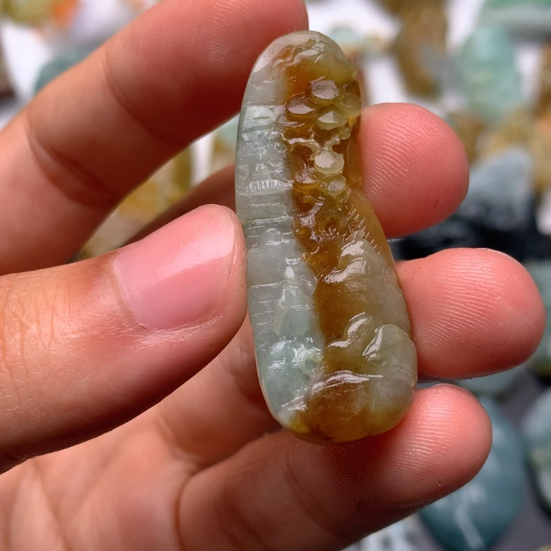 定制翡翠未镶嵌翡翠