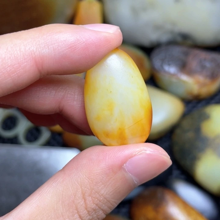 未镶嵌和田玉挂件