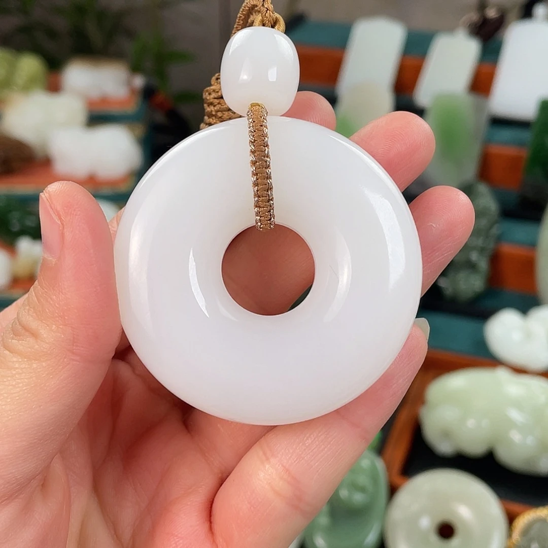 未镶嵌和田玉挂件