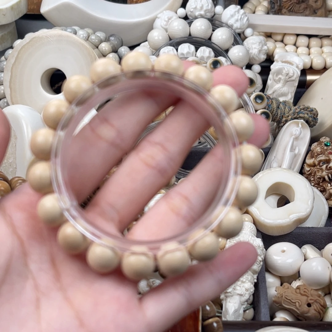 猛犸象牙把件咖色圆珠