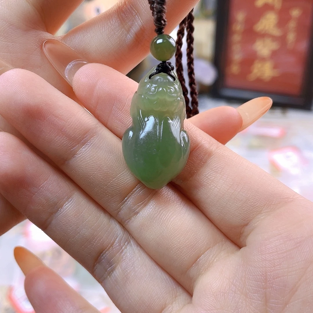 三***草和田玉未镶嵌吊坠(赠链)