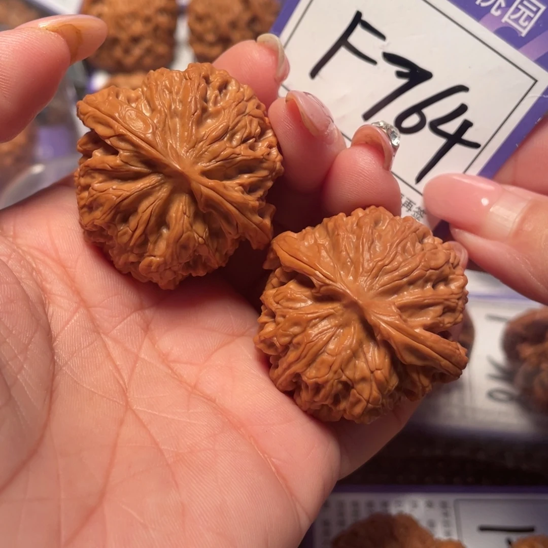 文玩核桃把件764号苹果40