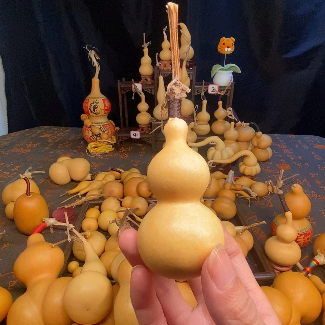 欢***灬直播间一物一拍八宝手把