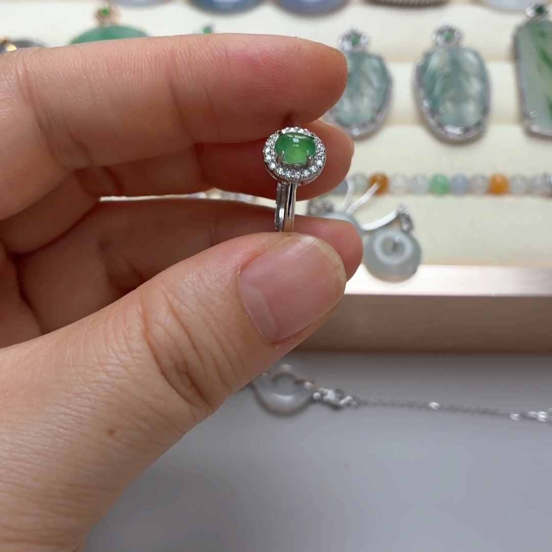 翡翠银S925镶嵌颈饰翡翠戒指