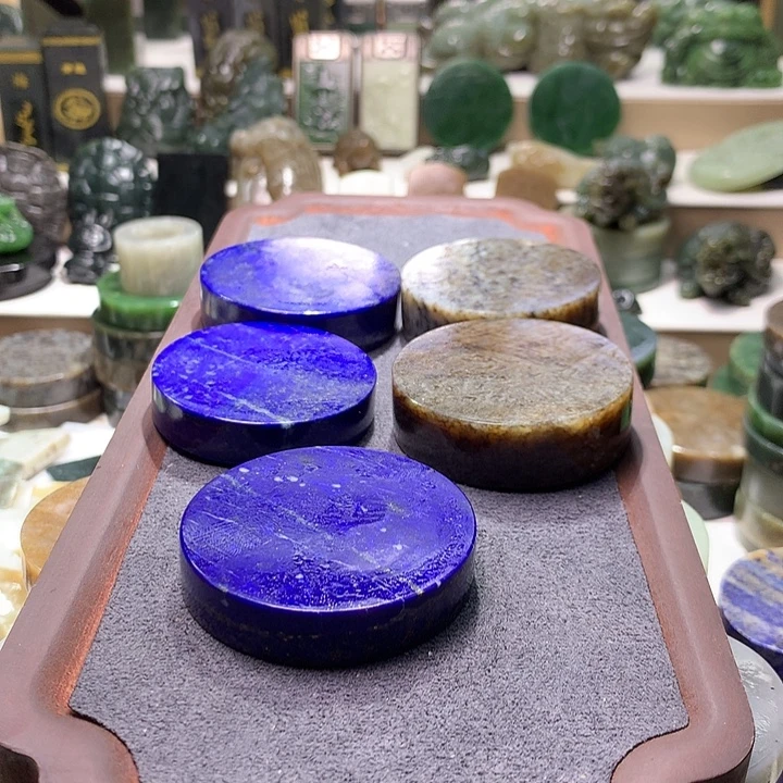 谷***灯和田玉未镶嵌珠宝半成品