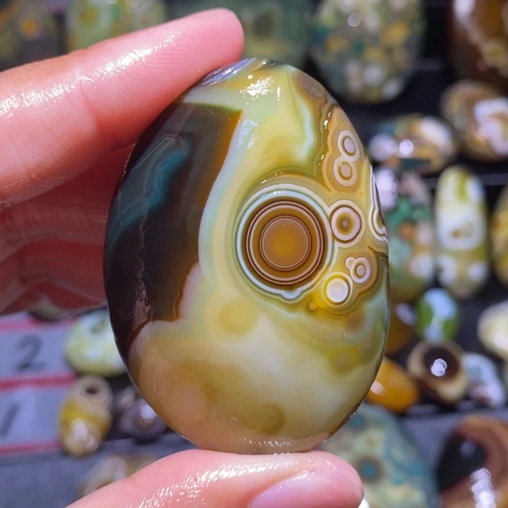 玛瑙/玉髓珠宝奇石未镶嵌