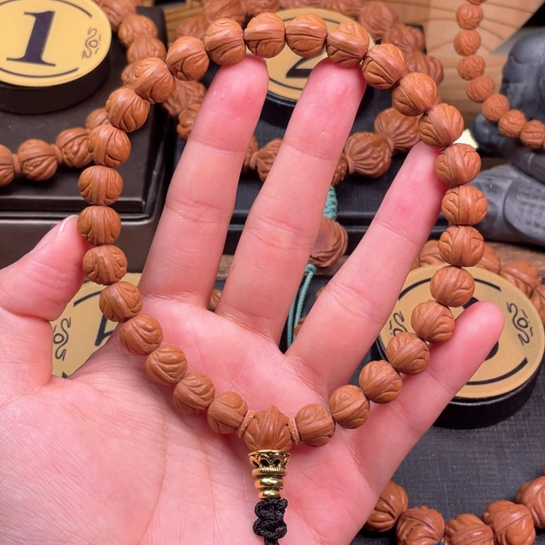 手串桃核玉龙脊11手持