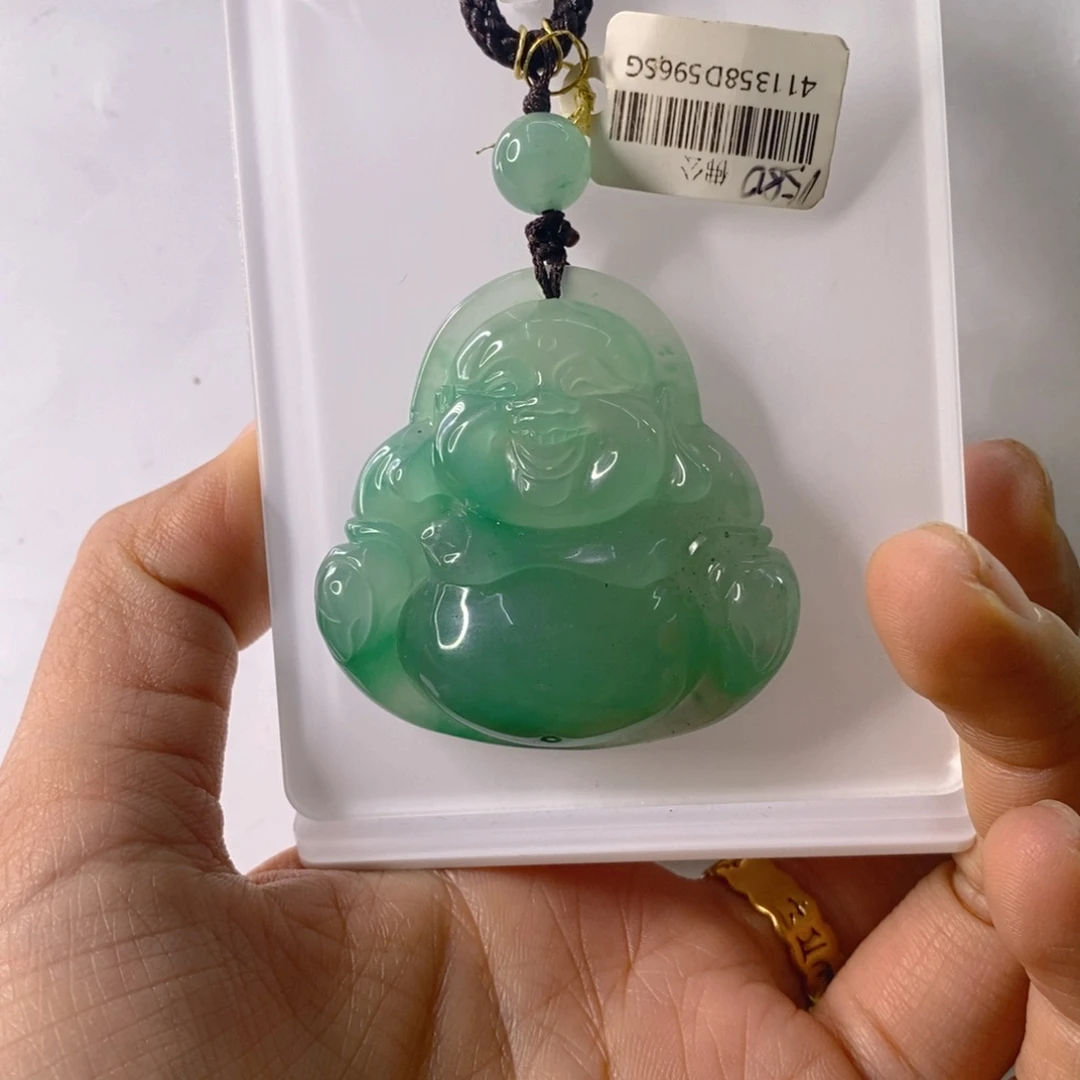 石英质玉未镶嵌颈饰