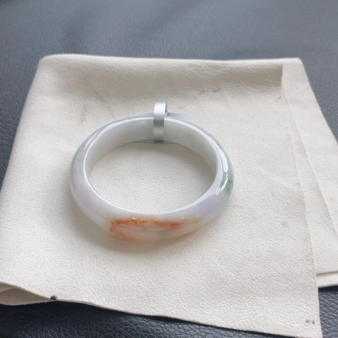 翡翠未镶嵌手镯纹56