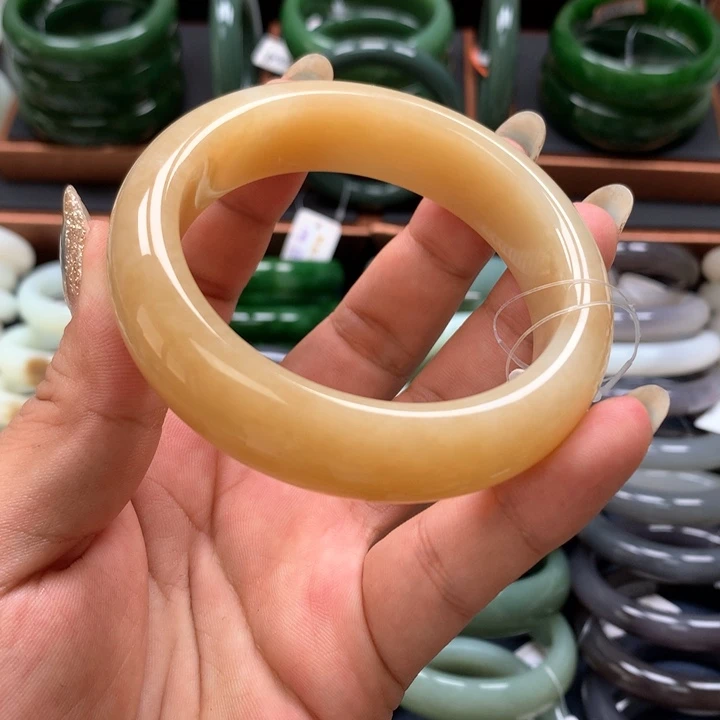 【闪购商品】和田玉手镯未镶嵌