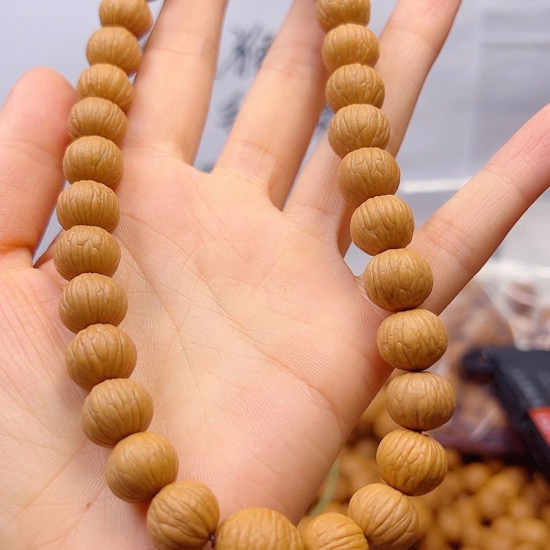 大叶紫檀（黑酸枝木类）