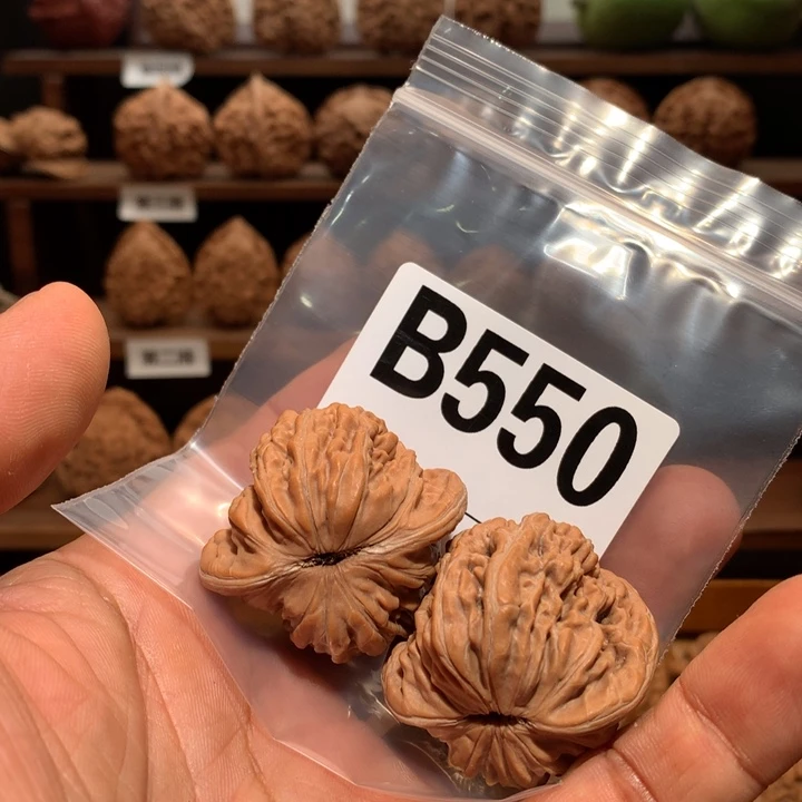 桃核把件文***尤汉高楼39左右瑕疵处理不退不换