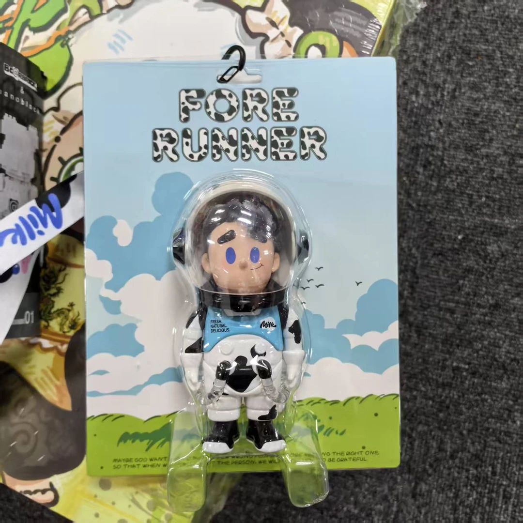 【山】先驱者 奶牛 潮流玩具