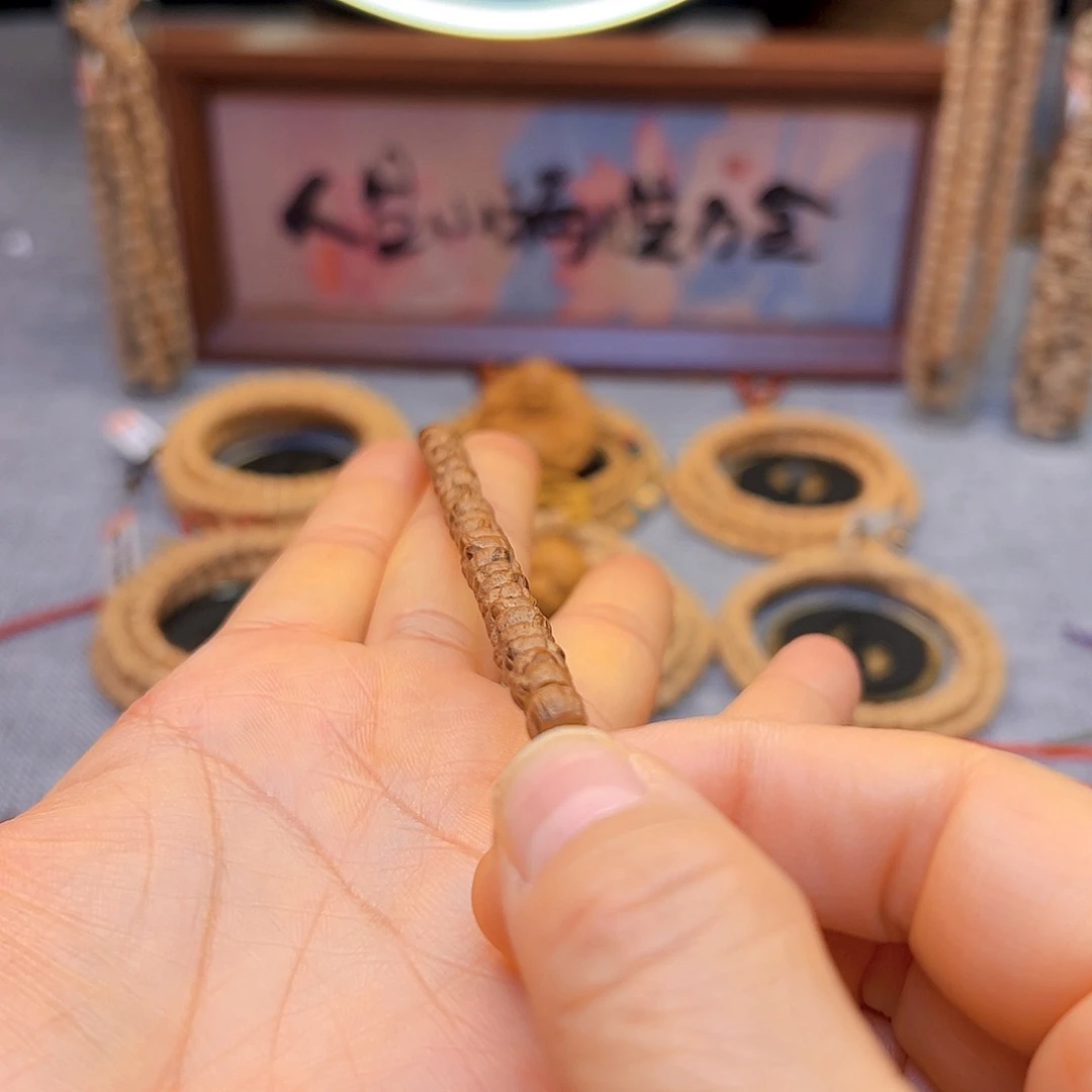 无***鲞柏香籽/百香籽吊坠