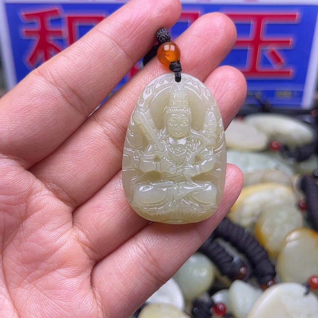 颈饰未镶嵌和田玉