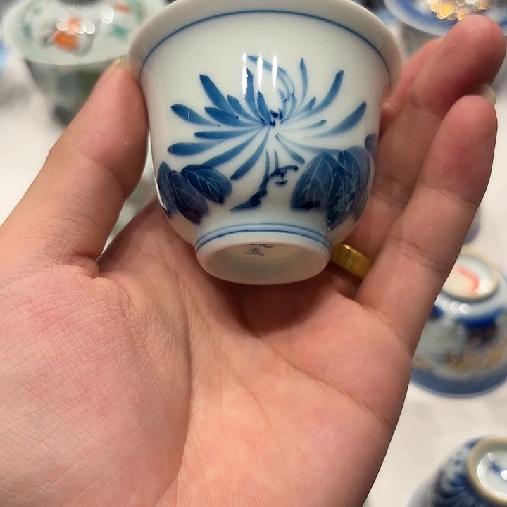 景德镇陶瓷杯子的