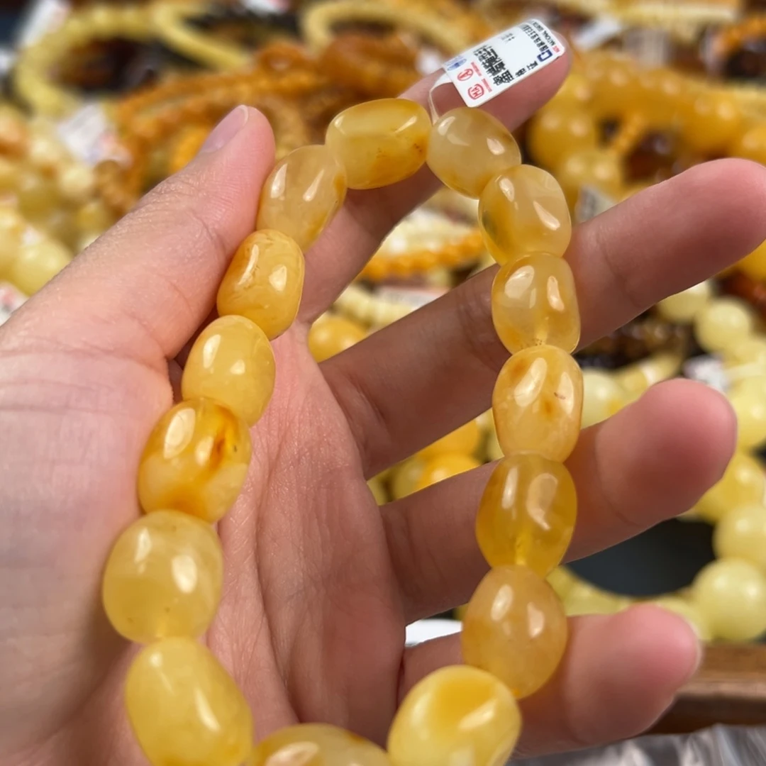 未镶嵌琥珀珠宝奇石