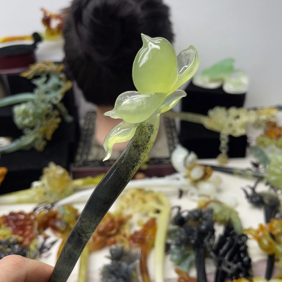 【闪购商品】蛇纹石玉未镶嵌发饰梦****o