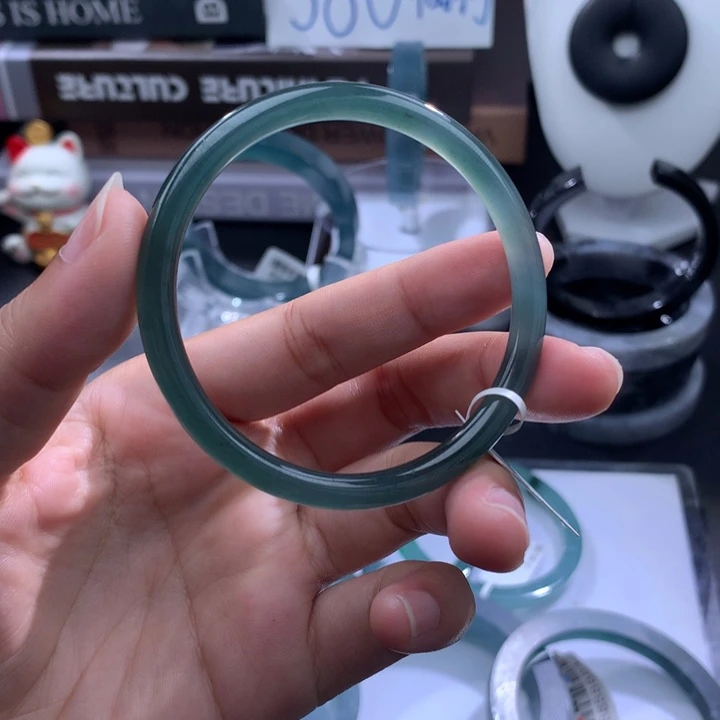 翡翠未镶嵌手镯冰透圆53.4
