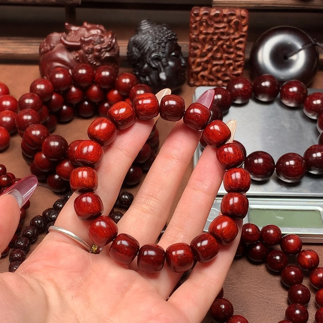 一***星檀香紫檀（小叶紫檀）1.1✖️1.2泥料