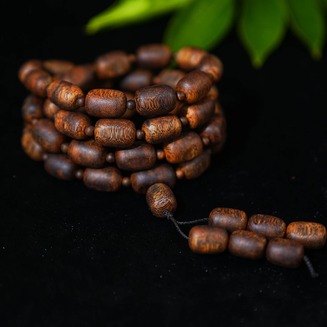 沉香【金奖赛级留疤 】 尖峰岭母树特级留疤60g+多圈多样性发其一