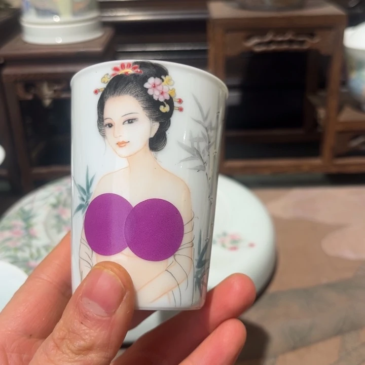 达***大手工手绘的作品杯子