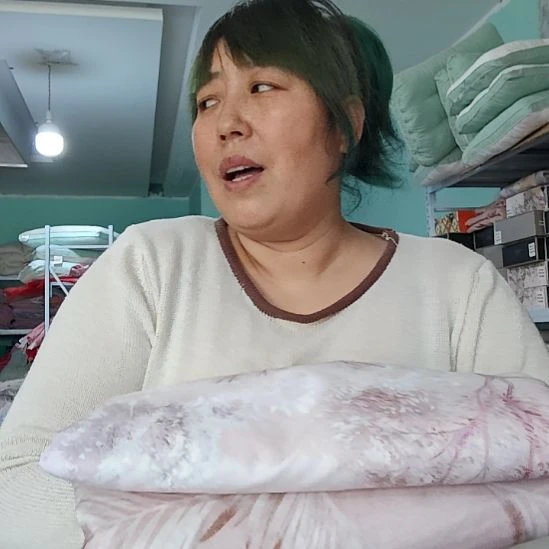 棉后面高端布料2m5×2m五花色随机。粉色加厚款。