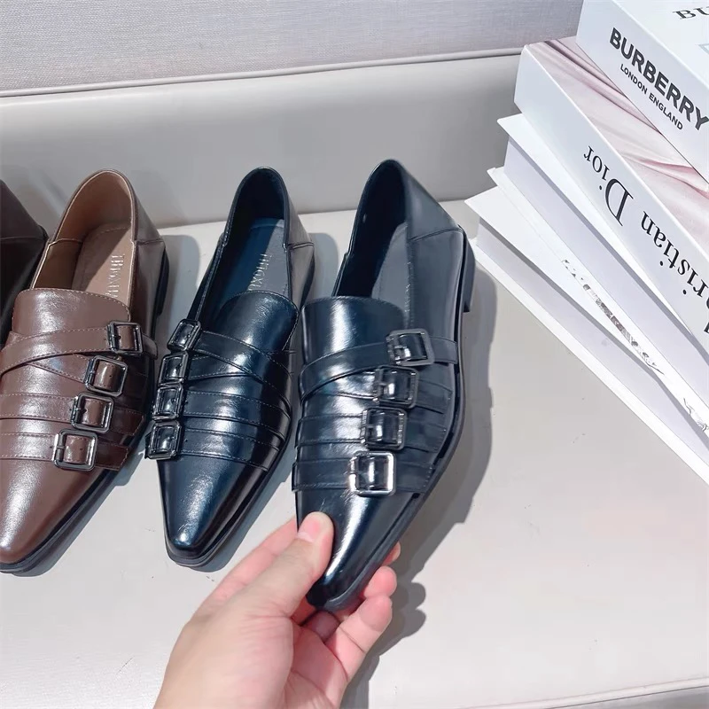 5813-1商场撤柜清仓女单鞋平底法式小单鞋软底尖头百搭新款L5