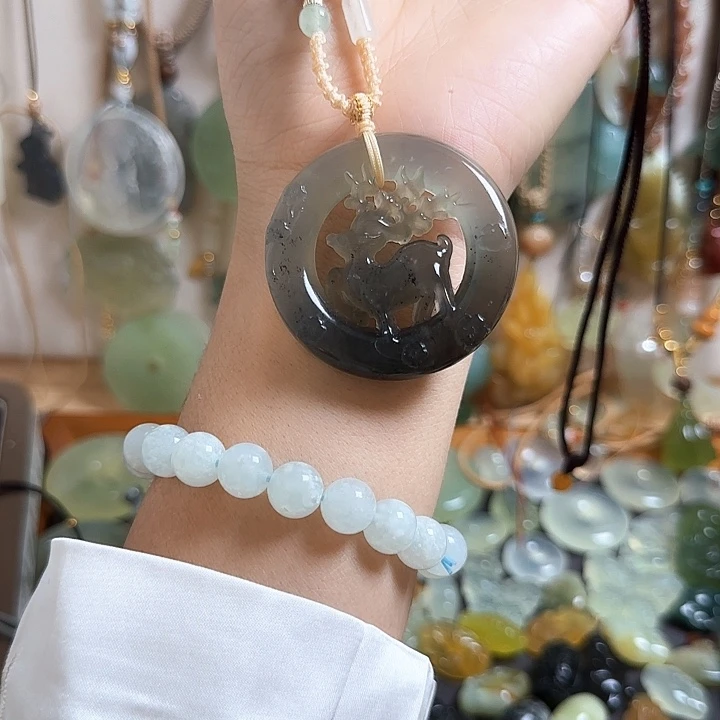 蛇纹石玉合金颈饰