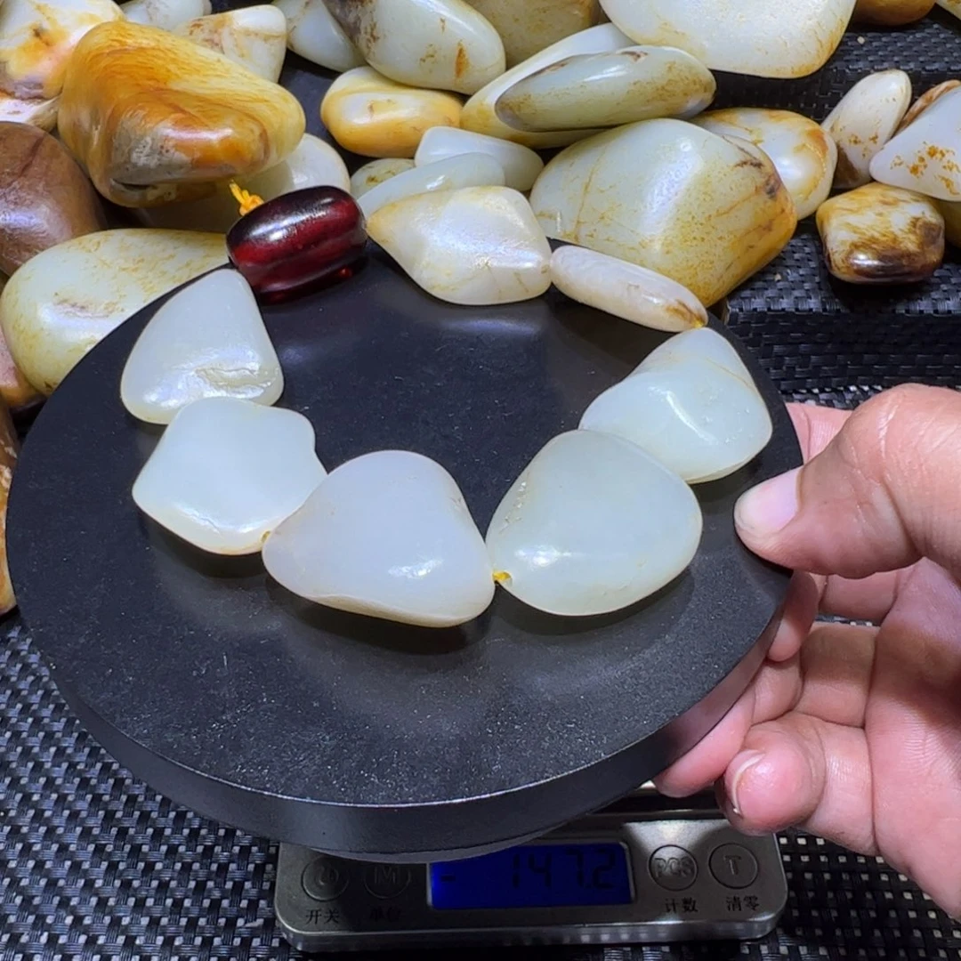 和田玉（子料）未镶嵌颈饰110