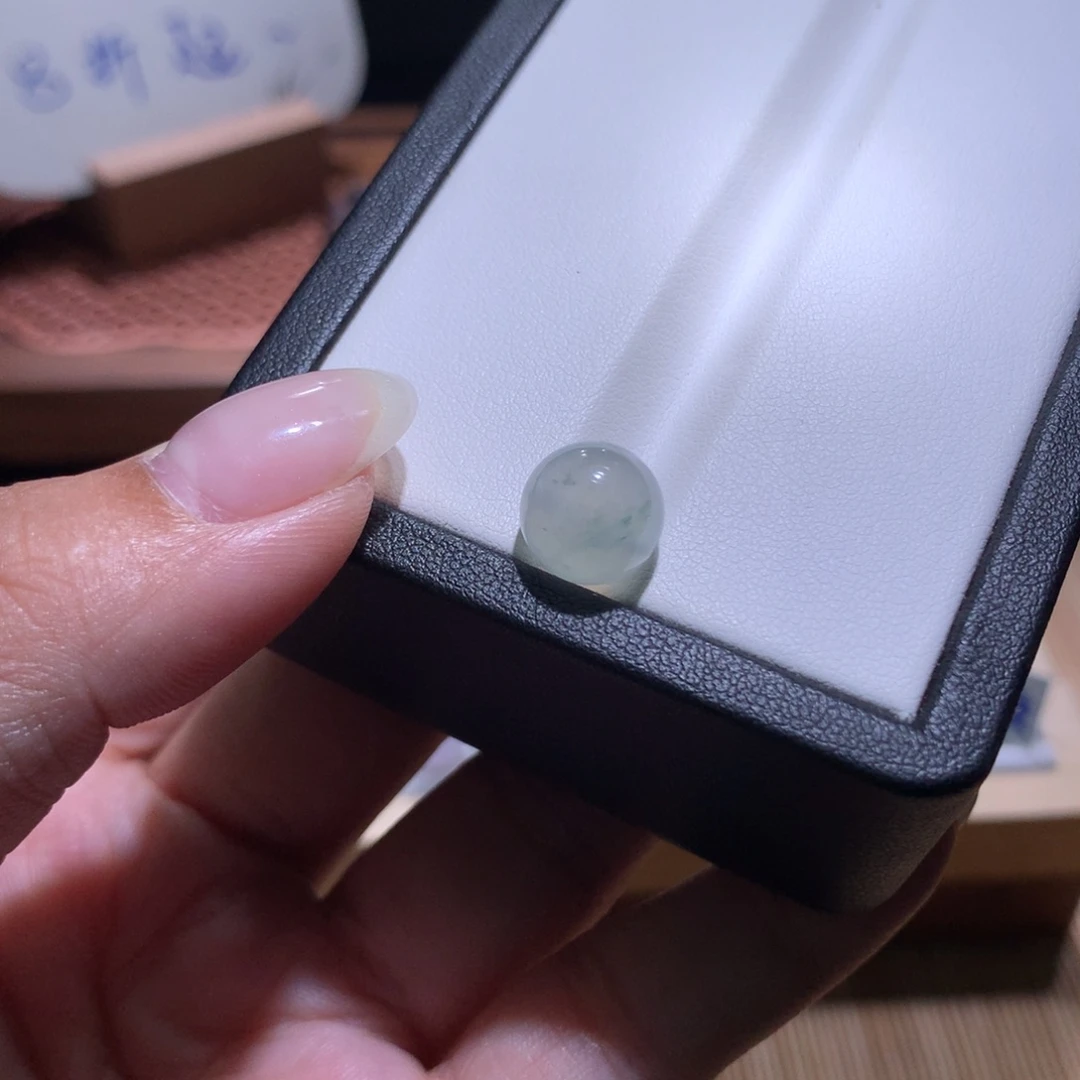 翡翠散珠特价黑冰卡10