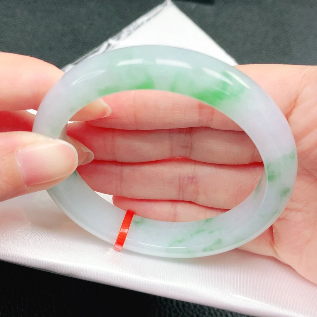 翡翠未镶嵌手镯56圈