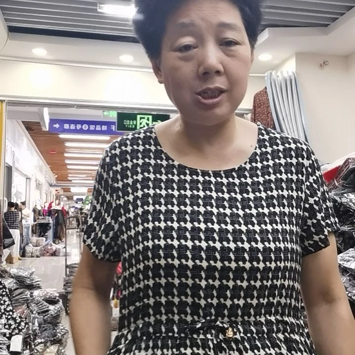 套头6X千鸟格连衣裙抽绳