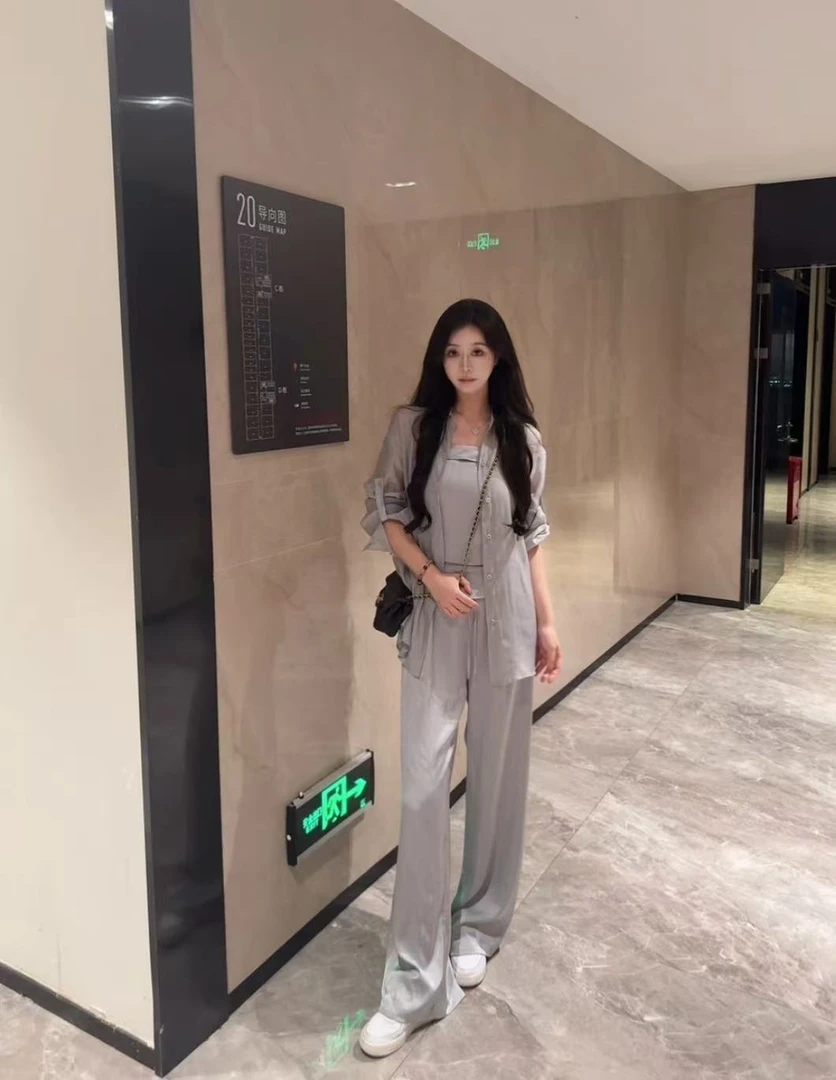 夏季新款时髦薄款遮肉显瘦防晒衬衫吊带松紧腰阔腿裤套装