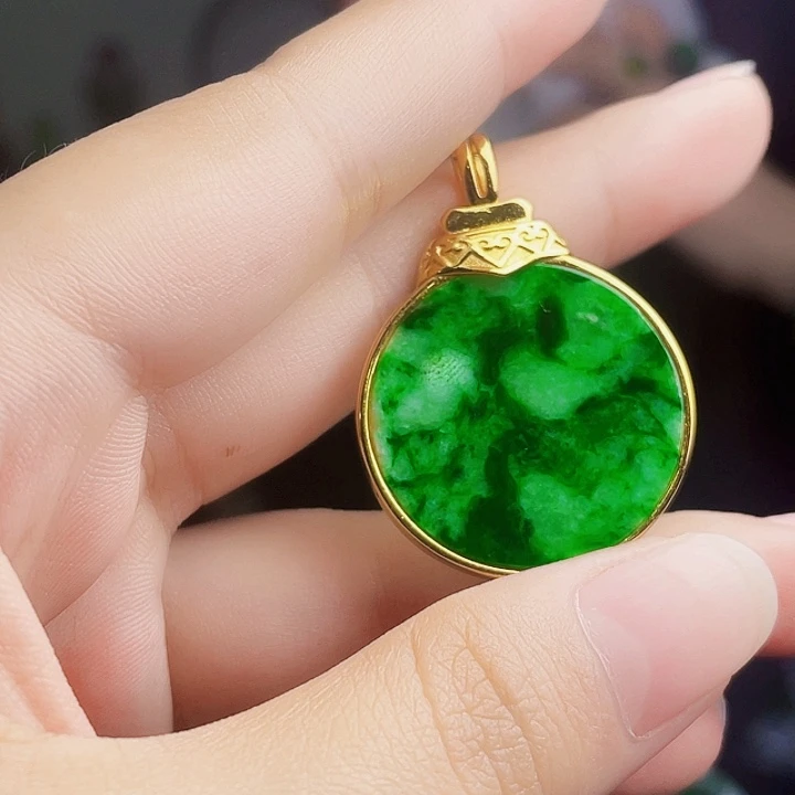 翡翠银S925镶嵌颈饰多样性