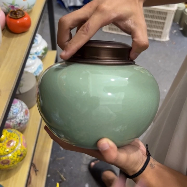 瑕疵福利品陶瓷茶叶罐不影响使用介意勿拍