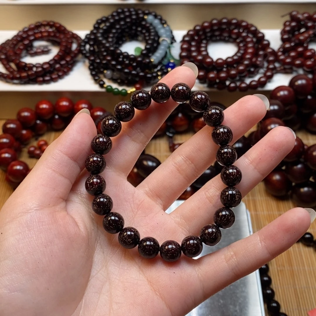 橘****檀香紫檀（小叶紫檀）0.8满爆星